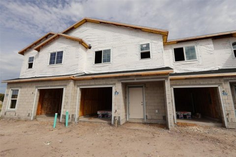 Touwnhouse à vendre à Orlando, Floride: 3 chambres, 154.78 m2 № 2403188 - photo 2