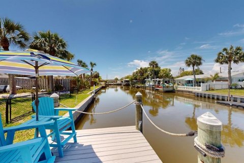 House in Flagler Beach, Florida 3 bedrooms, 83.61 sq.m. № 2225385 - photo 29