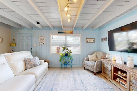 House in Flagler Beach, Florida 3 bedrooms, 83.61 sq.m. № 2225385 - photo 9