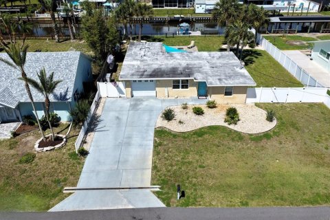House in Flagler Beach, Florida 3 bedrooms, 83.61 sq.m. № 2225385 - photo 30