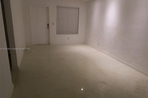 Appartement à louer à Dania Beach, Floride: 2 chambres, 134.99 m2 № 1788902 - photo 4