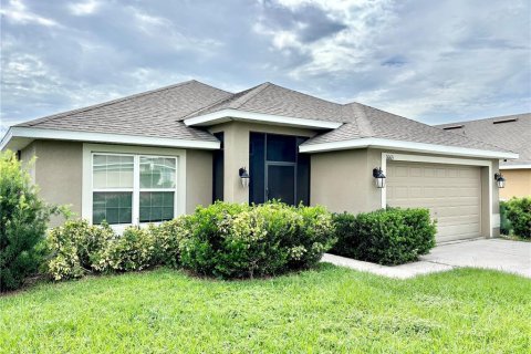 Casa en venta en Winter Haven, Florida, 4 dormitorios, 169.08 m2 № 1919089 - foto 2