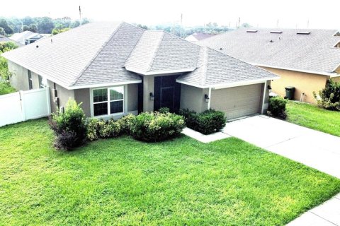 Casa en venta en Winter Haven, Florida, 4 dormitorios, 169.08 m2 № 1919089 - foto 22