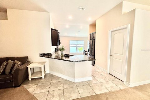 Casa en venta en Winter Haven, Florida, 4 dormitorios, 169.08 m2 № 1919089 - foto 4