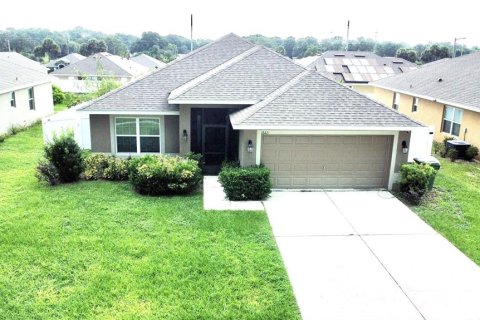 Casa en venta en Winter Haven, Florida, 4 dormitorios, 169.08 m2 № 1919089 - foto 1