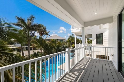 House in Holmes Beach, Florida 4 bedrooms, 322.84 sq.m. № 1791362 - photo 21