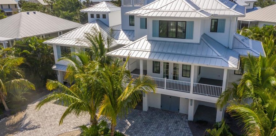 House in Holmes Beach, Florida 4 bedrooms, 322.84 sq.m. № 1791362