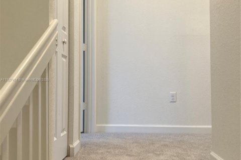 Townhouse in Miami, Florida 3 bedrooms, 137.77 sq.m. № 1798846 - photo 26