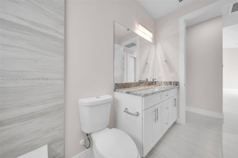 Casa en venta en Cape Coral, Florida, 4 dormitorios, 157.93 m2 № 1792581 - foto 21