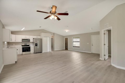 Casa en alquiler en Lehigh Acres, Florida, 4 dormitorios, 144.93 m2 № 1757840 - foto 7