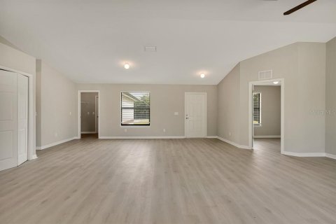 Casa en alquiler en Lehigh Acres, Florida, 4 dormitorios, 144.93 m2 № 1757840 - foto 13
