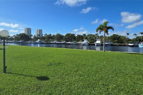 Купить кондоминиум в Халландейл-Бич, Флорида 2 спальни, 112.41м2, № 2011401 - фото 16