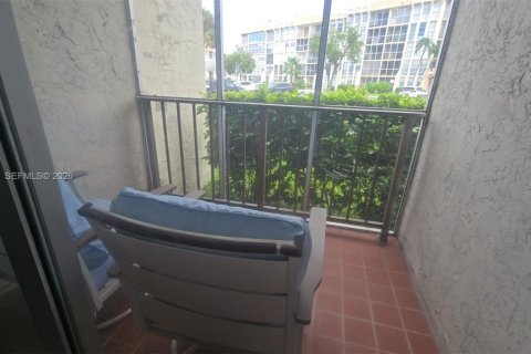 Купить кондоминиум в Халландейл-Бич, Флорида 2 спальни, 112.41м2, № 2011401 - фото 23