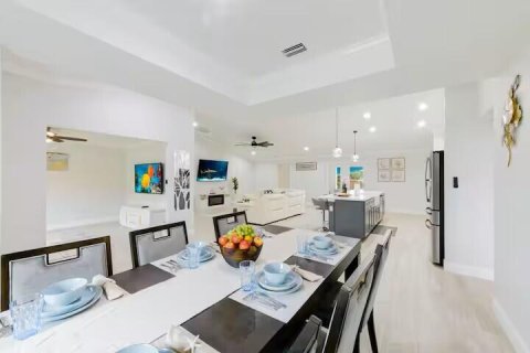 House in West Palm Beach, Florida 4 bedrooms, 225.1 sq.m. № 2246232 - photo 22