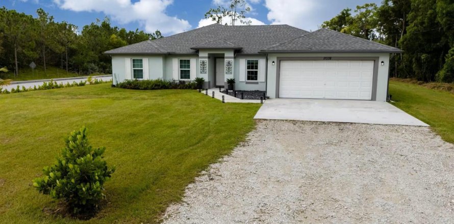 House in West Palm Beach, Florida 4 bedrooms, 225.1 sq.m. № 2246232