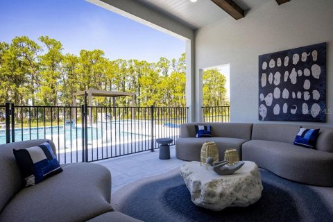 House in Orlando, Florida 5 bedrooms, 420.85 sq.m. № 2290507 - photo 21