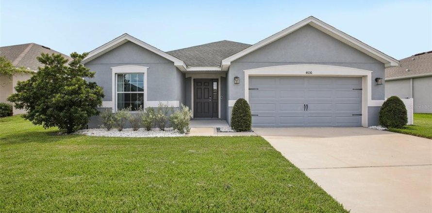 House in Lakeland, Florida 3 bedrooms, 186.18 sq.m. № 1907548