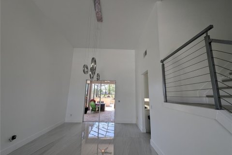 Casa en venta en Orlando, Florida, 4 dormitorios, 250.28 m2 № 1918853 - foto 4