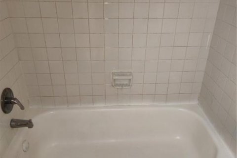 Apartment in Tampa, Florida 2 bedrooms, 65.4 sq.m. № 2239450 - photo 5