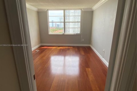 Copropriété à louer à Aventura, Floride: 2 chambres, 136.19 m2 № 1955346 - photo 24