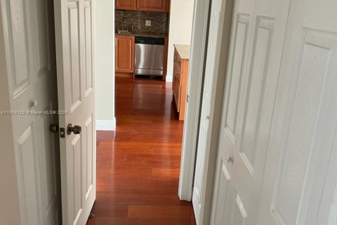 Copropriété à louer à Aventura, Floride: 2 chambres, 136.19 m2 № 1955346 - photo 6