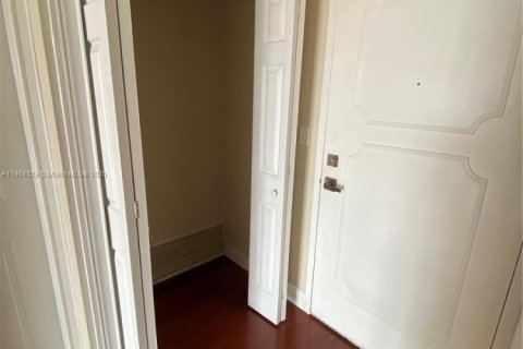 Copropriété à louer à Aventura, Floride: 2 chambres, 136.19 m2 № 1955346 - photo 23