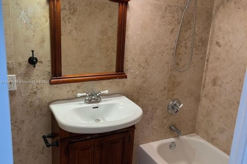 Copropriété à louer à Aventura, Floride: 2 chambres, 136.19 m2 № 1955346 - photo 7