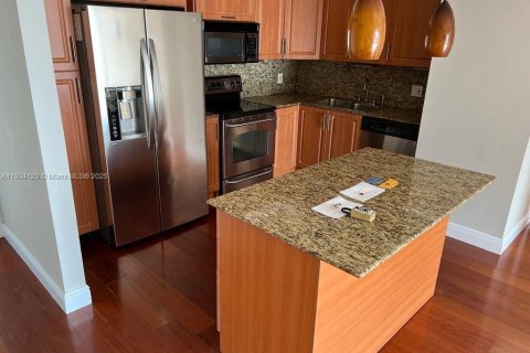 Copropriété à louer à Aventura, Floride: 2 chambres, 136.19 m2 № 1955346 - photo 5