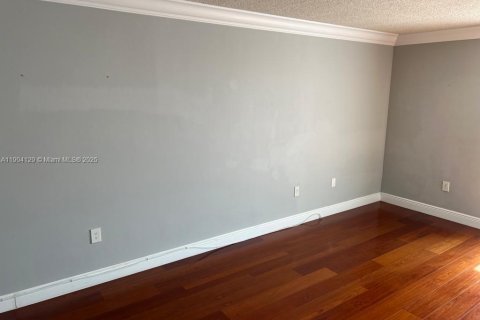 Copropriété à louer à Aventura, Floride: 2 chambres, 136.19 m2 № 1955346 - photo 9