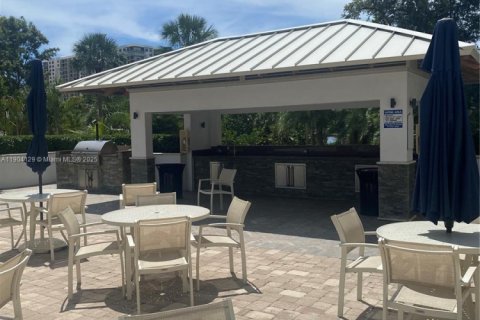 Copropriété à louer à Aventura, Floride: 2 chambres, 136.19 m2 № 1955346 - photo 15