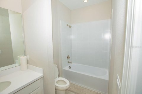 House in Wesley Chapel, Florida 3 bedrooms, 178.93 sq.m. № 1894453 - photo 22