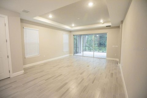 House in Wesley Chapel, Florida 3 bedrooms, 178.93 sq.m. № 1894453 - photo 5