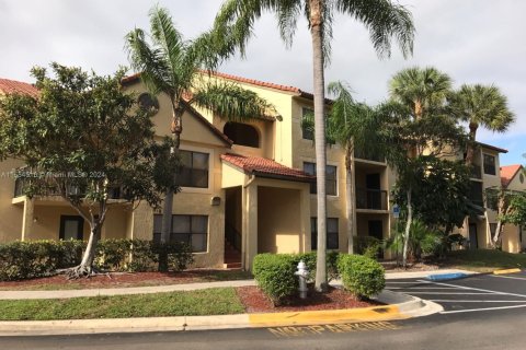 Condo in Pompano Beach, Florida, 1 bedroom  № 1765051 - photo 18