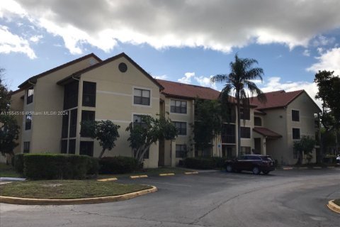 Condo in Pompano Beach, Florida, 1 bedroom  № 1765051 - photo 28