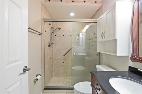 Townhouse in Bradenton, Florida 2 bedrooms, 99.31 sq.m. № 2349497 - photo 29