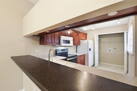 Townhouse in Bradenton, Florida 2 bedrooms, 99.31 sq.m. № 2349497 - photo 14
