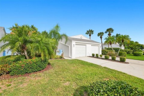 Townhouse in Bradenton, Florida 2 bedrooms, 99.31 sq.m. № 2349497