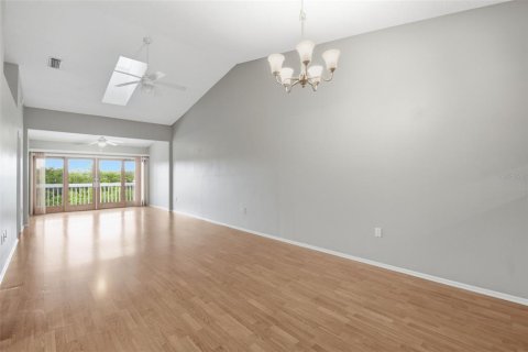 Townhouse in Bradenton, Florida 2 bedrooms, 99.31 sq.m. № 2349497 - photo 12