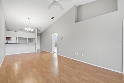 Townhouse in Bradenton, Florida 2 bedrooms, 99.31 sq.m. № 2349497 - photo 9