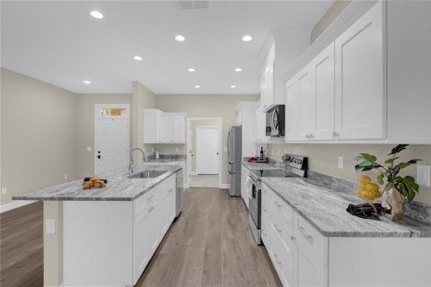 Casa en venta en Ocala, Florida, 4 dormitorios, 187.2 m2 № 1517424 - foto 12