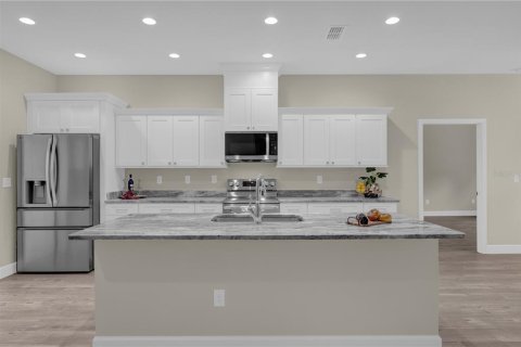 Casa en venta en Ocala, Florida, 4 dormitorios, 187.2 m2 № 1517424 - foto 11