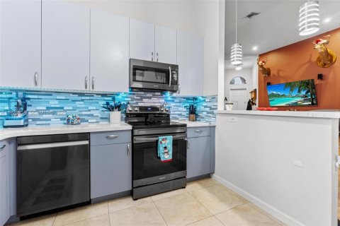 Casa en venta en Homestead, Florida, 3 dormitorios, 130.34 m2 № 1987818 - foto 18