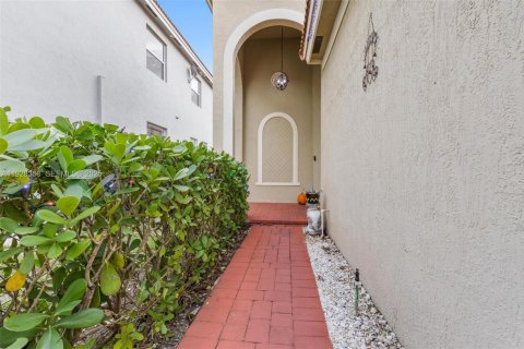 Casa en venta en Homestead, Florida, 3 dormitorios, 130.34 m2 № 1987818 - foto 9