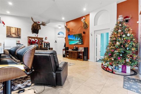 Casa en venta en Homestead, Florida, 3 dormitorios, 130.34 m2 № 1987818 - foto 15