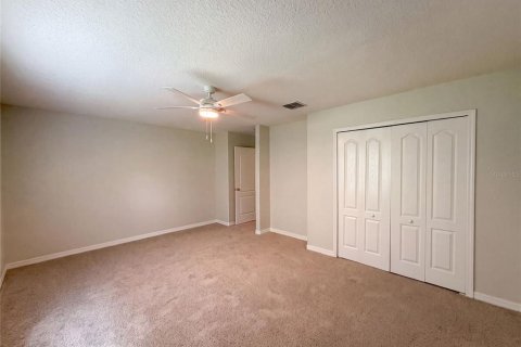House in Winter Garden, Florida 5 bedrooms, 314.2 sq.m. № 2227369 - photo 18