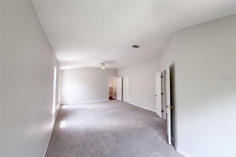 House in Winter Garden, Florida 5 bedrooms, 314.2 sq.m. № 2227369 - photo 13