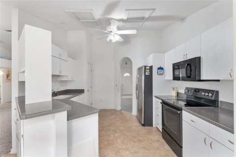 House in Ocala, Florida 3 bedrooms, 163.6 sq.m. № 1907038 - photo 15