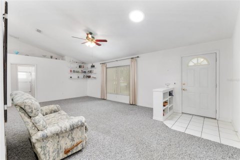 House in Ocala, Florida 3 bedrooms, 163.6 sq.m. № 1907038 - photo 6