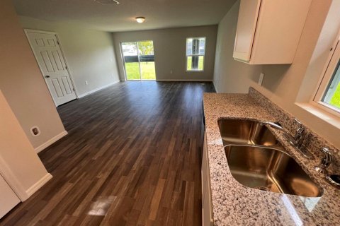 Villa ou maison à louer à St. Lucie, Floride: 3 chambres, 128.58 m2 № 2087829 - photo 8