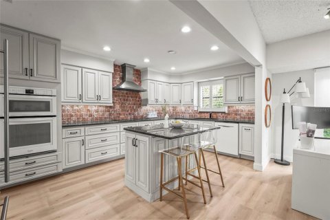 Casa en venta en Sarasota, Florida, 2 dormitorios, 153.2 m2 № 1898689 - foto 12